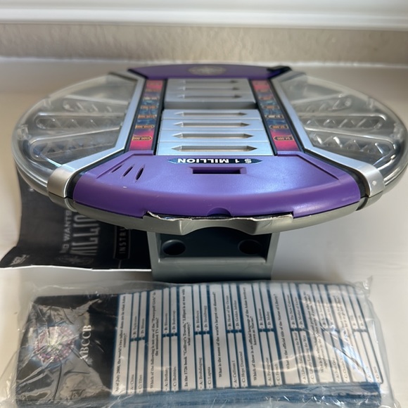 New Who Wants To Be A Millionaire Game.
New Out of Box. - Picture 5 of 7